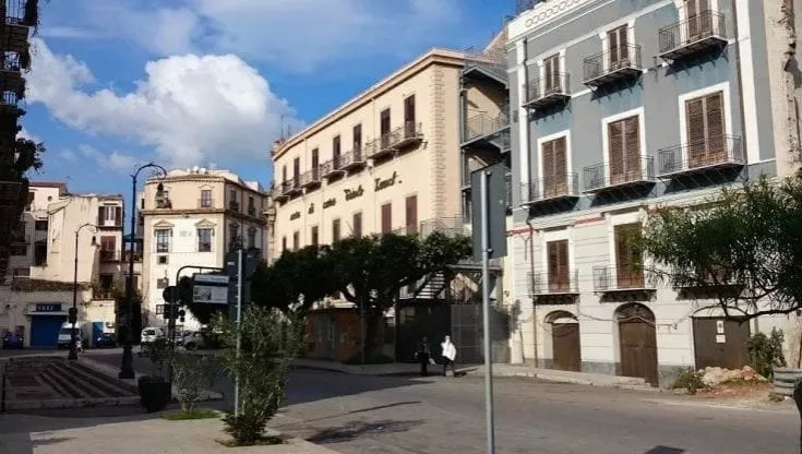 Piazza Fonderia, 23 - 90133 - Palermo (PA)